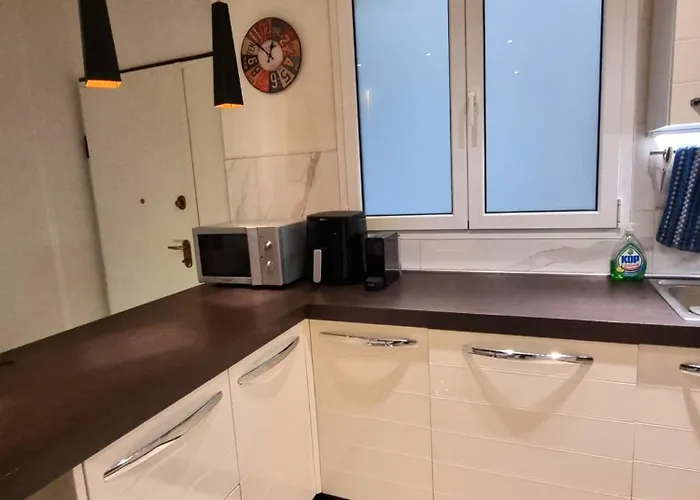 Dimora San Francesco 佩萨罗